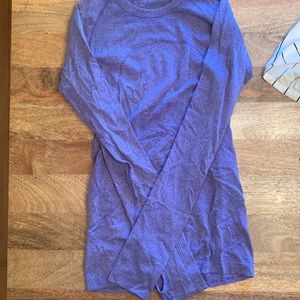 lululemon run swiftly long sleeve size 4 purple
